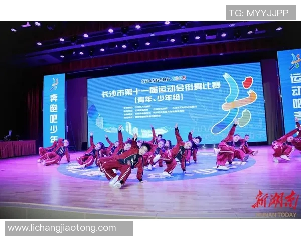 全国街舞大赛点评:武汉滑板队个人能力展现与团队协作的完美结合 全国街舞大赛点评:武汉滑板队个人能力展现与团队协作的完美结合