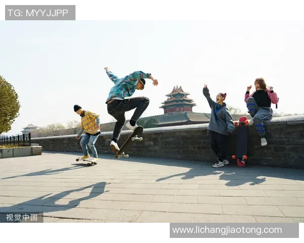 黄娜独家分享滑板技巧与心得体会助你轻松掌握滑板运动的乐趣与挑战 黄娜独家分享滑板技巧与心得体会助你轻松掌握滑板运动的乐趣与挑战