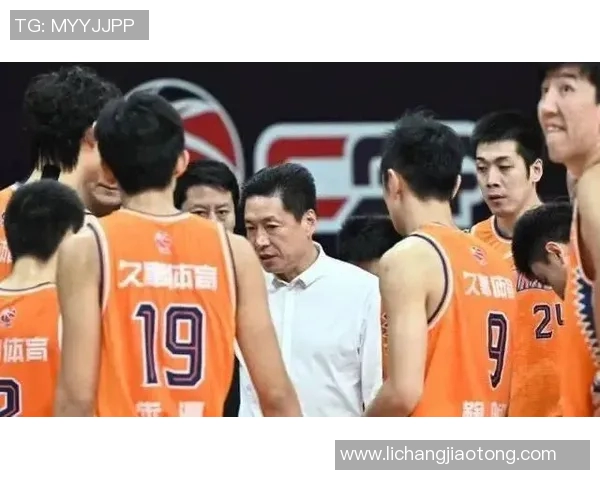 城市联赛特别报道：上海篮球队如何在挑战中实现辉煌突破与成长之路